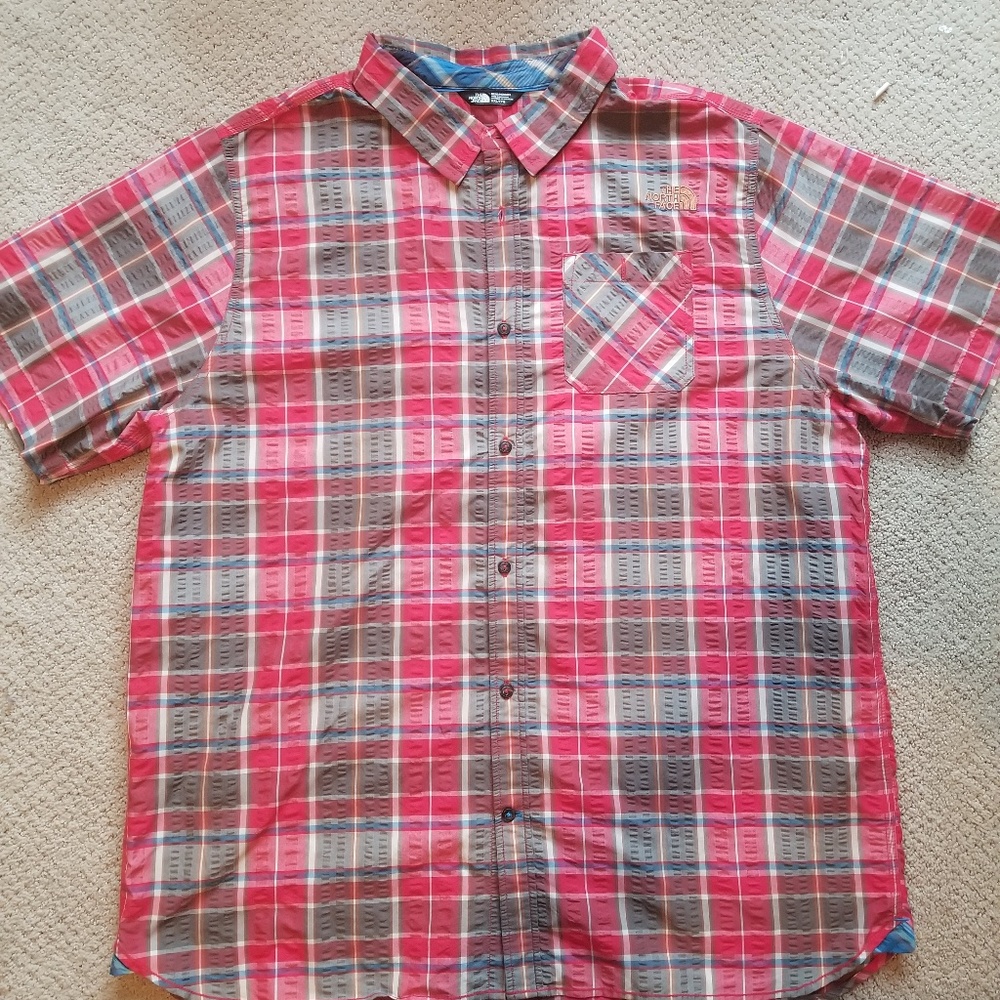 North Face button down short sleeve